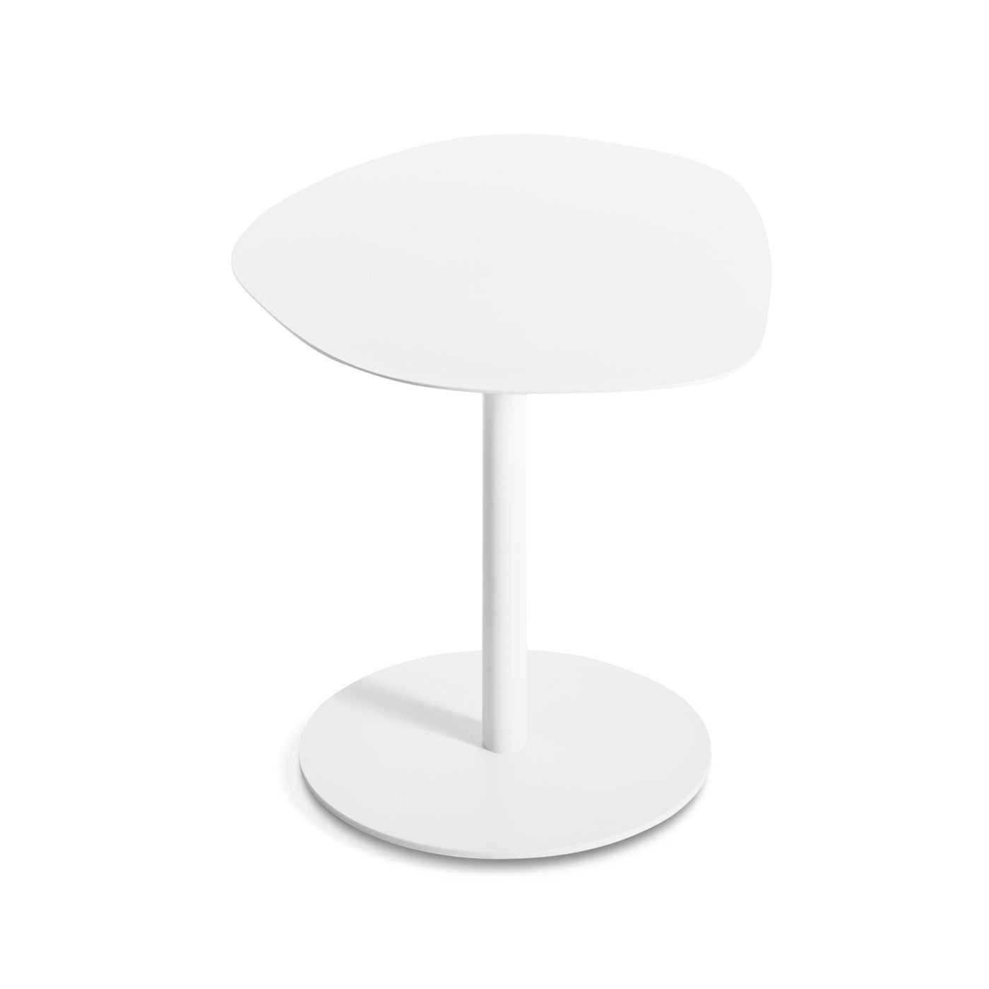Swole Medium Table
