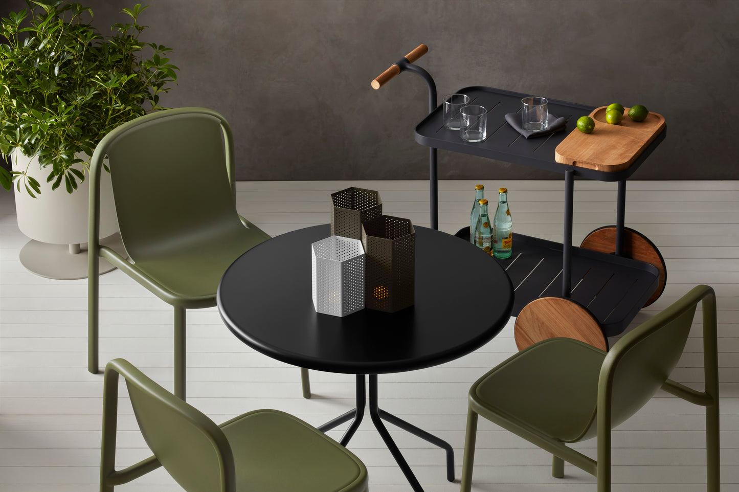 Hot Mesh Cafe Table