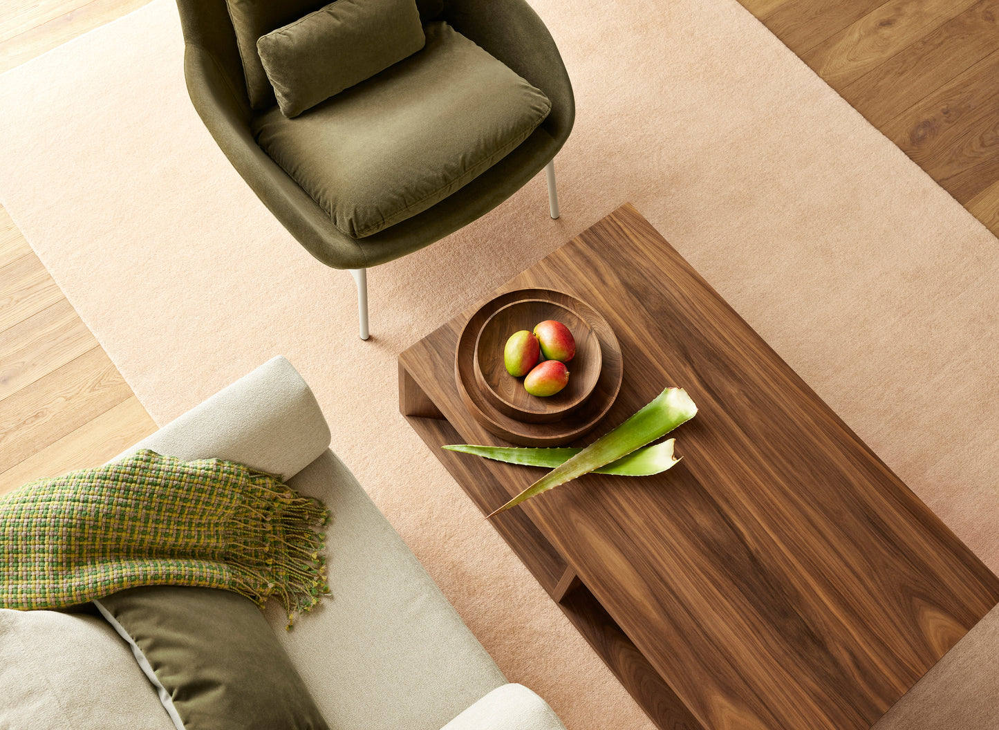 Field Velvet Lounge Chair