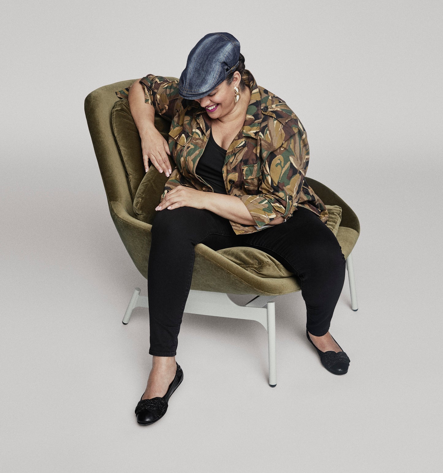 Field Velvet Lounge Chair
