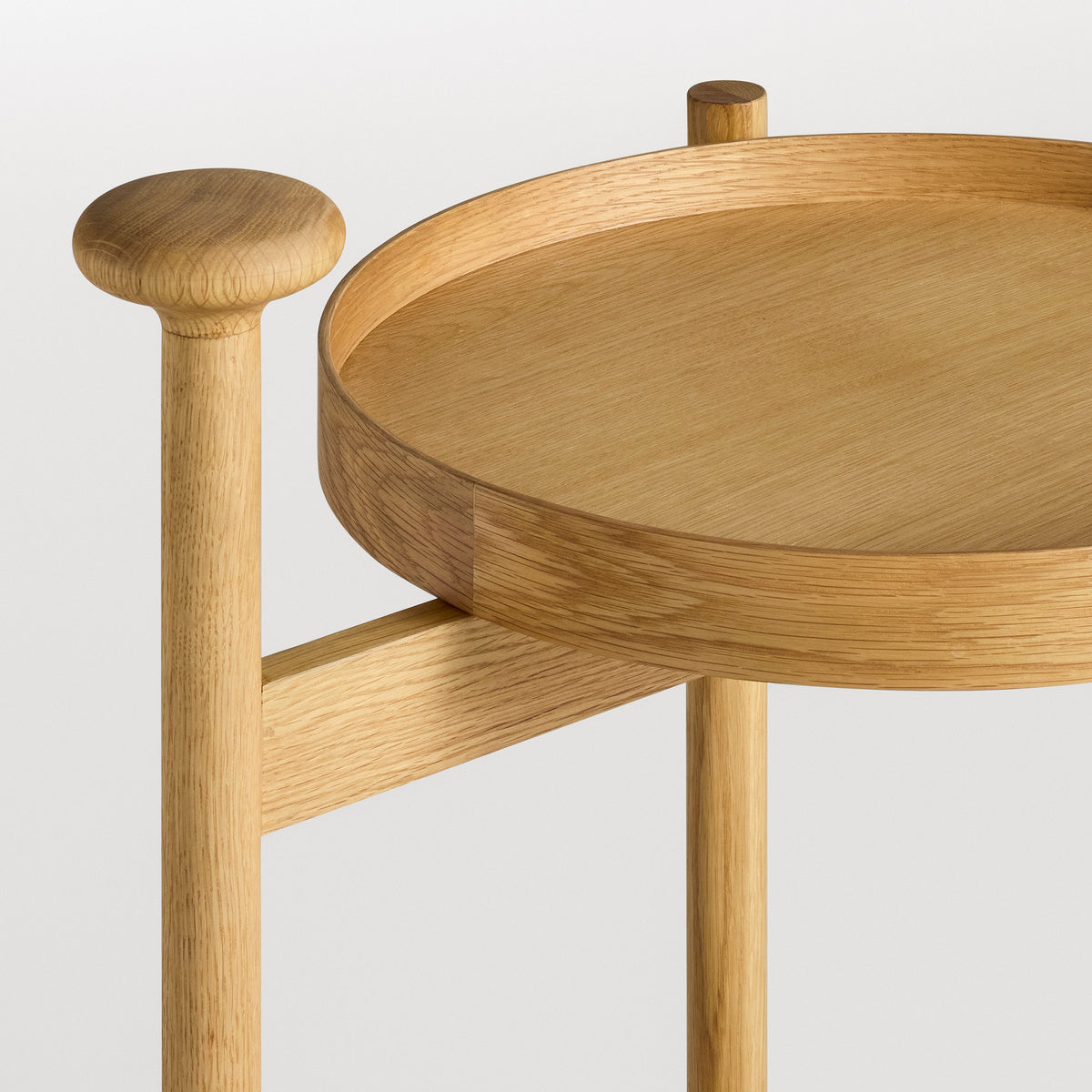 Pose Bar Cart