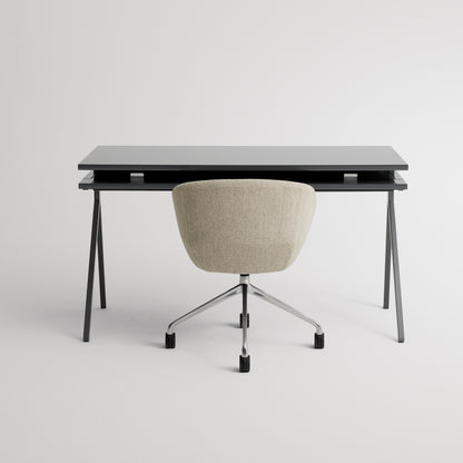 Desk 51